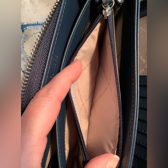 Michael Kors Large Continental Travel Wallet Blue With Silver Hardware New - Picture 7 of 7